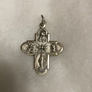 Silver Cross Pendent.